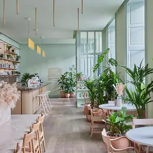 Eden Locke Hotel